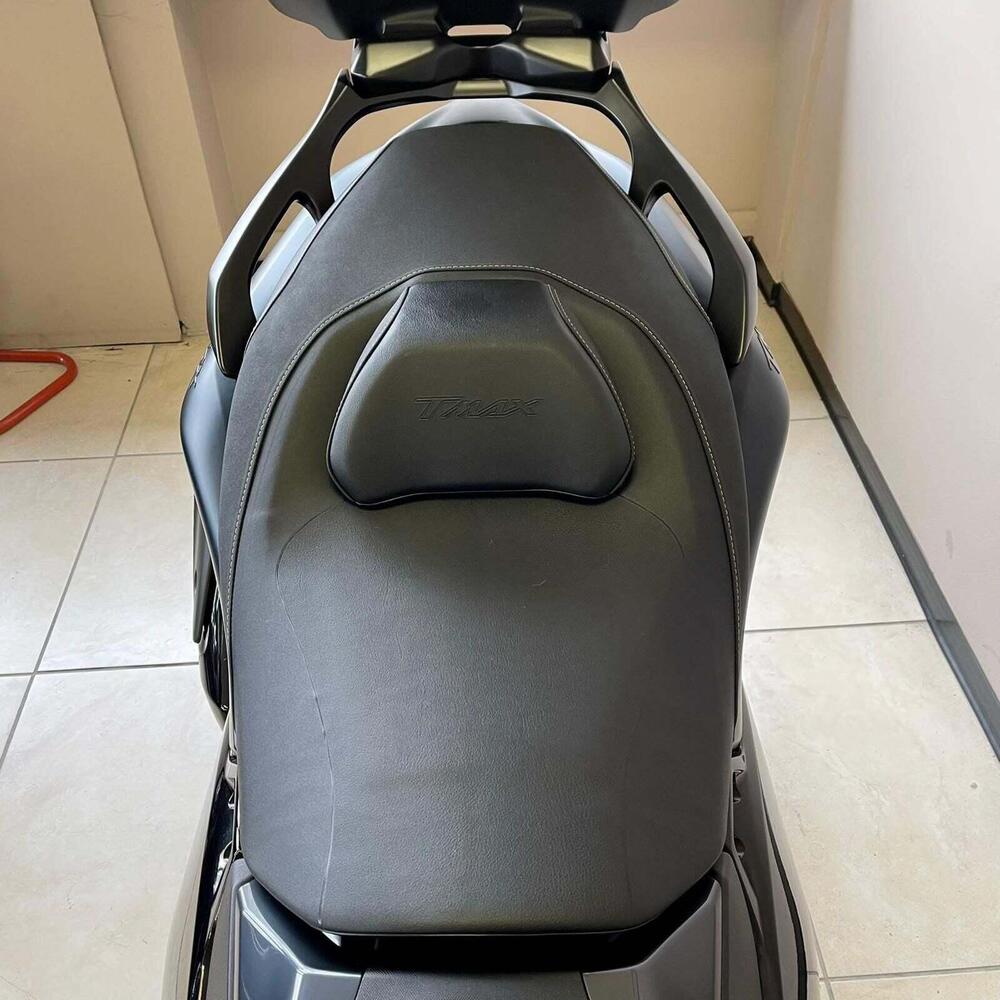 Yamaha T-Max 560 Tech Max (2022 - 24) (4)