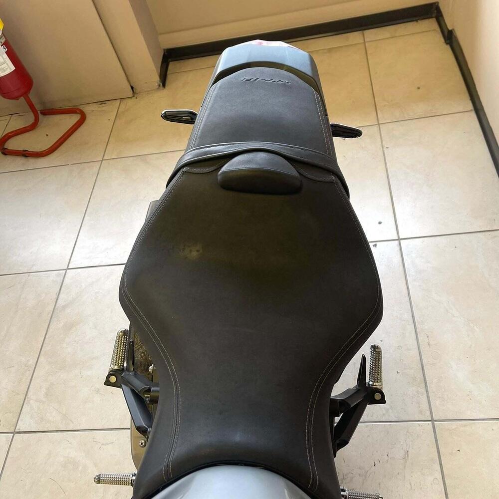 Yamaha MT-10 SP (2022 - 25) (5)