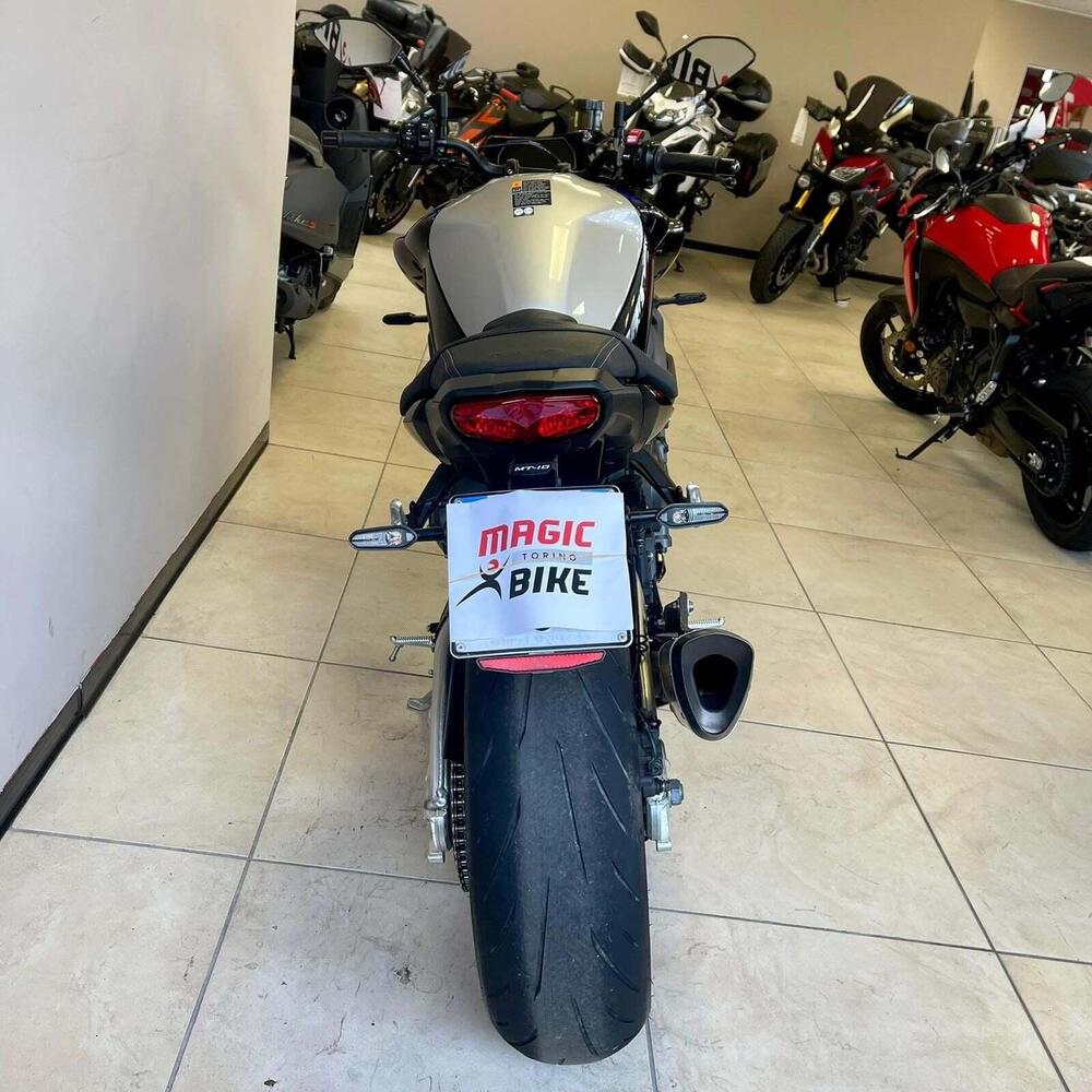 Yamaha MT-10 SP (2022 - 25) (7)