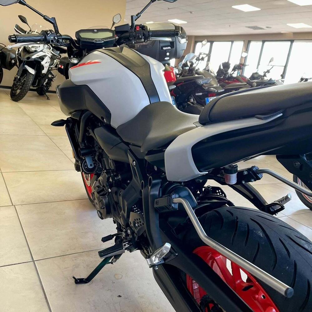 Yamaha MT-07 (2018 - 20) (8)