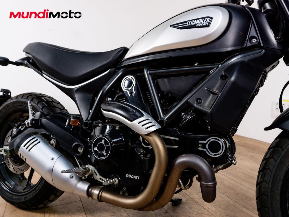 Ducati Scrambler 800 Icon Dark (2020) (5)