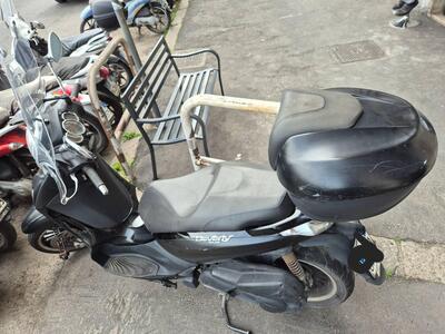 Piaggio Beverly 300 i.e. Police ABS-ASR (2017 - 20) usata