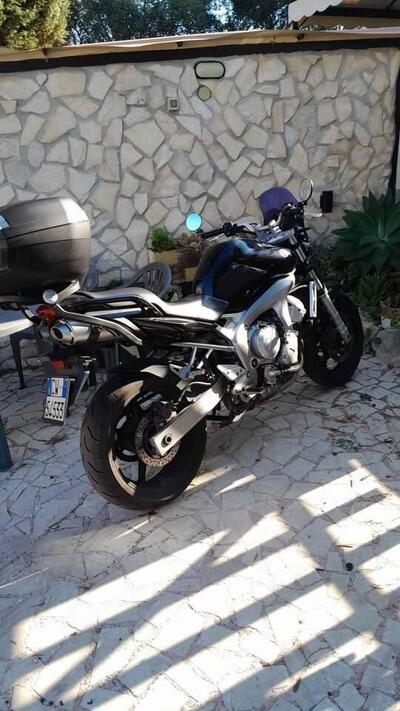Yamaha FZ6 Fazer S2 (2006 - 11) usata