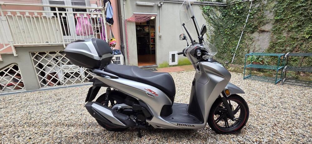 Honda SH 350 Sport (2021 - 24) (3)