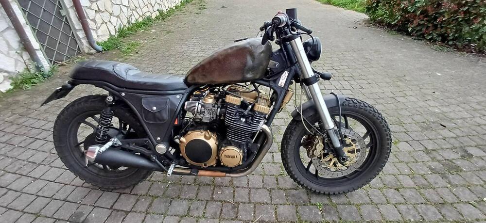 Yamaha XJ 750 (5)