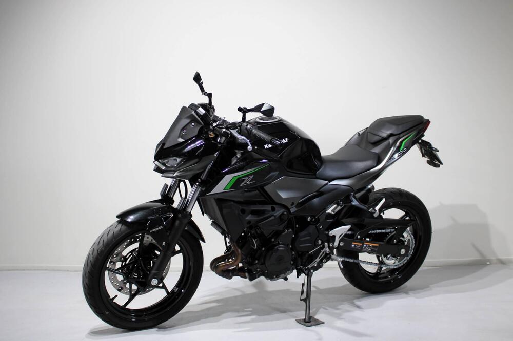 Kawasaki Z 500 (2024 - 26) (3)