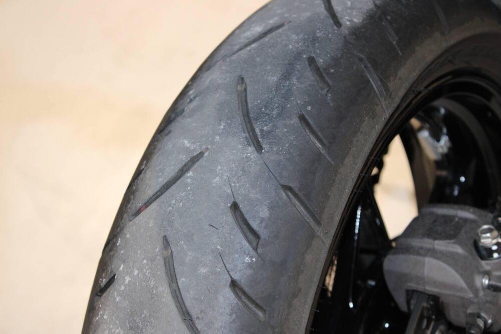 Kawasaki Z 500 (2024 - 26) (8)