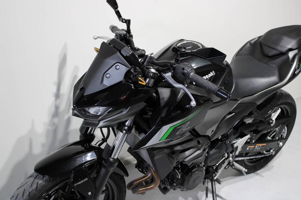 Kawasaki Z 500 (2024 - 26) (9)