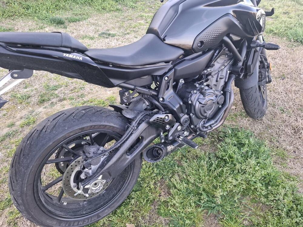 Yamaha MT-07 Pure (2023 - 25) (6)
