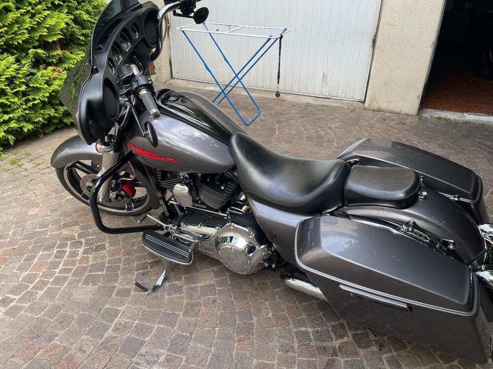 Harley-Davidson 1690 Street Glide Special (2014 - 16) - FLHX (4)