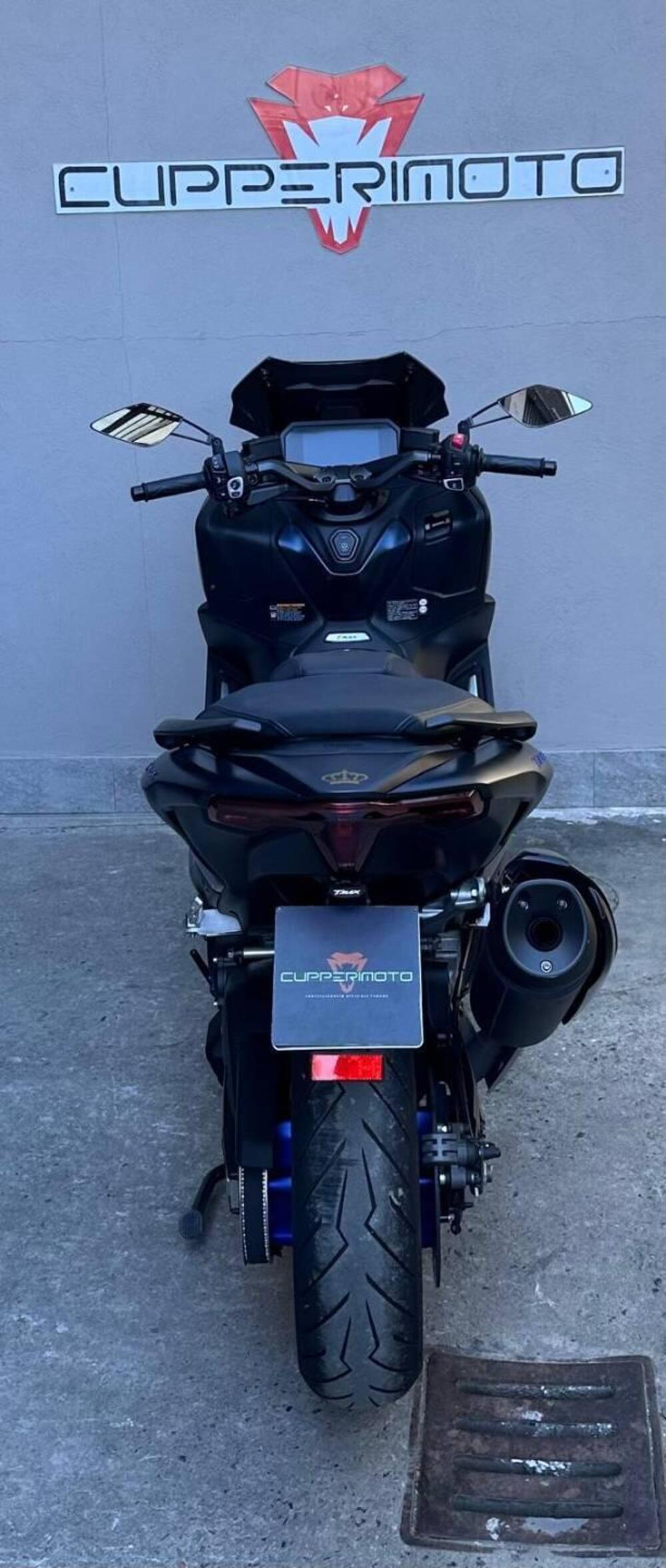 Yamaha T-Max 560 (2022 - 24) (2)