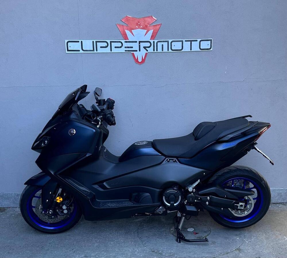 Yamaha T-Max 560 (2022 - 24) (4)