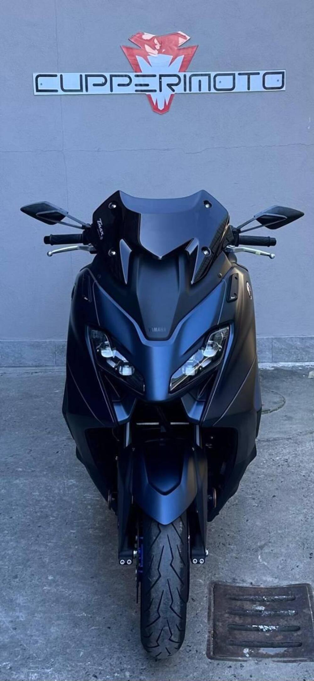 Yamaha T-Max 560 (2022 - 24) (5)