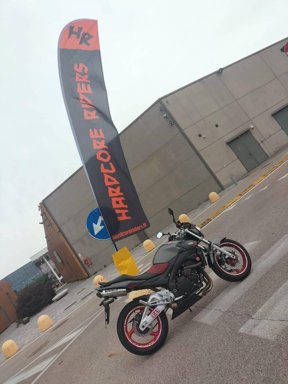 Suzuki GSR 600 (2006 - 11) (3)