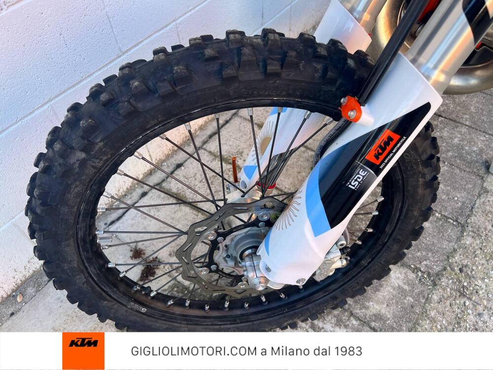 KTM 300 EXC TBI Six Days (2024) (6)