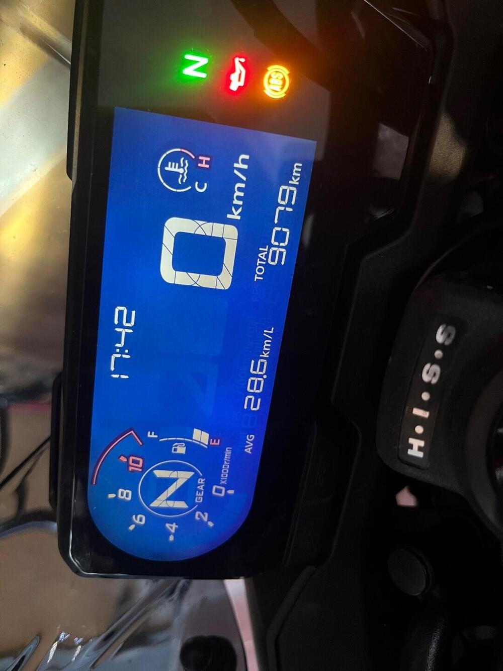 Honda CB 500 F (2021) (9)