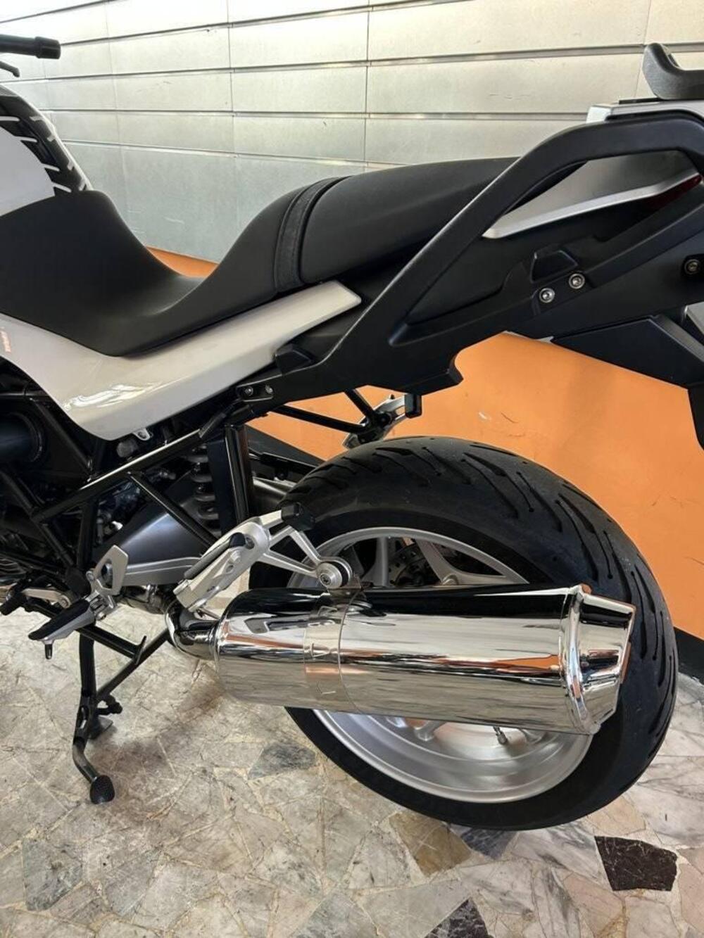 Bmw R 1200 R (2006 - 11) (8)