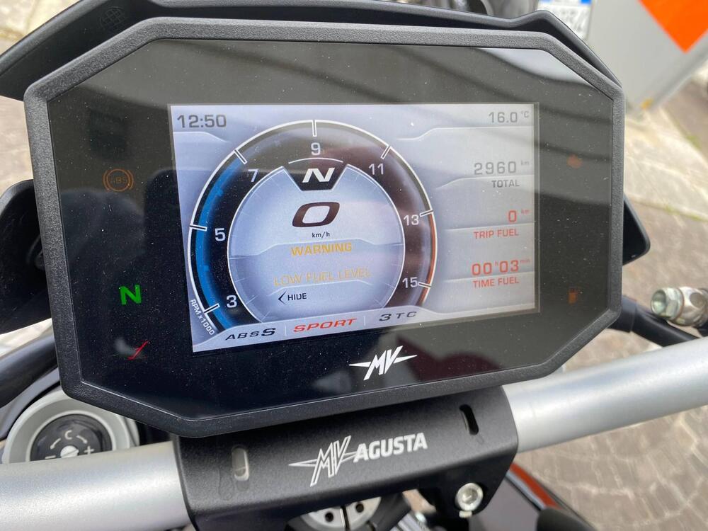 MV Agusta Brutale 800 R (2023 - 25) (3)