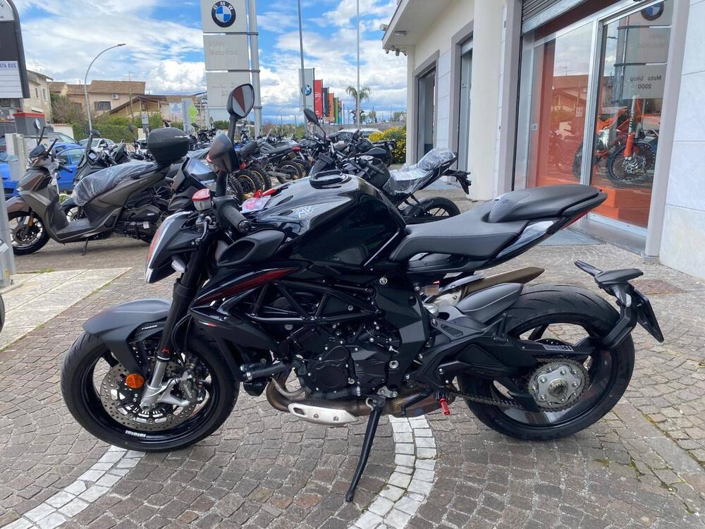 MV Agusta Brutale 800 R (2023 - 25) (2)