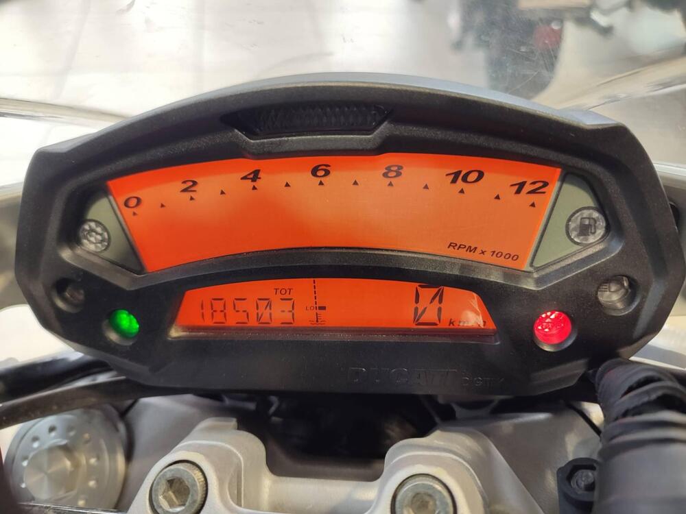 Ducati Monster 696 (2008 - 13) (4)