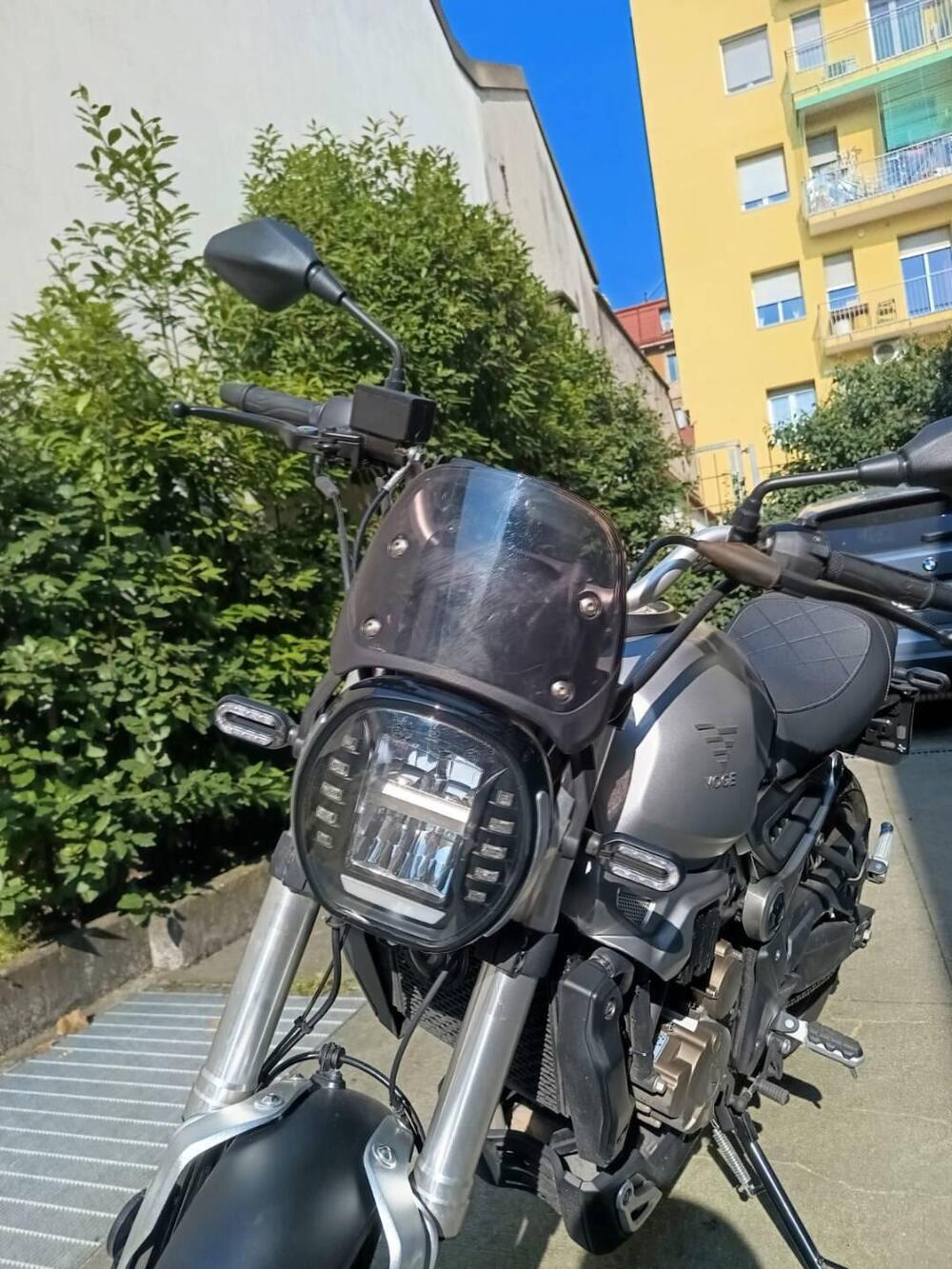 Voge Trofeo 300ACX Scrambler (2021 - 26) (4)