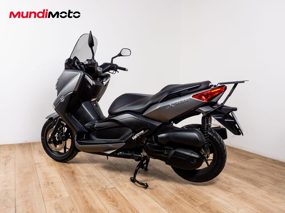 Yamaha X-Max 125 Tech Max (2020) (7)