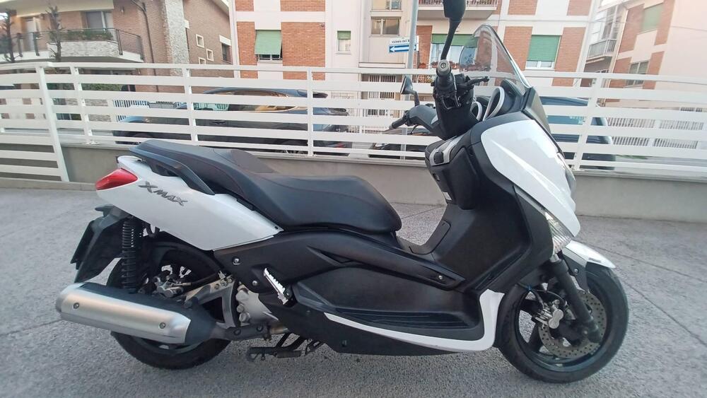 Yamaha X-Max 250 ABS (2011 - 13) (2)