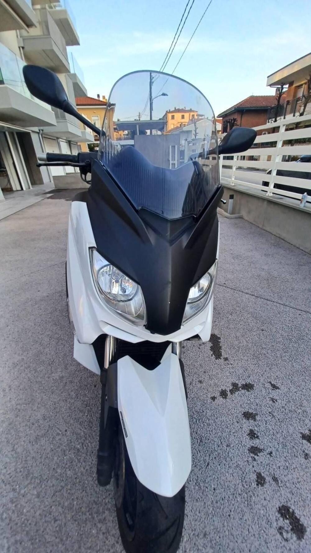 Yamaha X-Max 250 ABS (2011 - 13) (4)