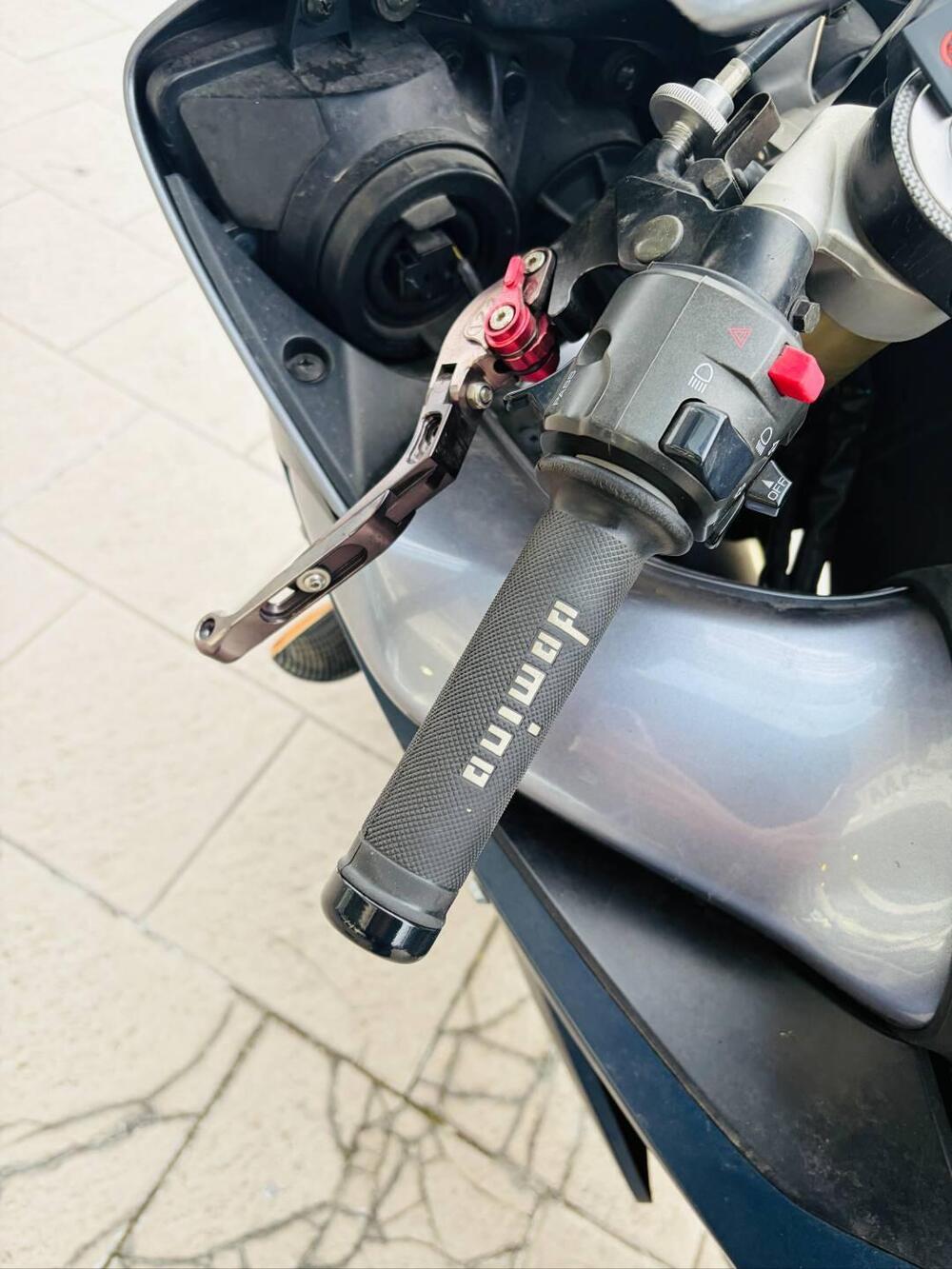 Yamaha YZF R1 (2006 - 07) (5)