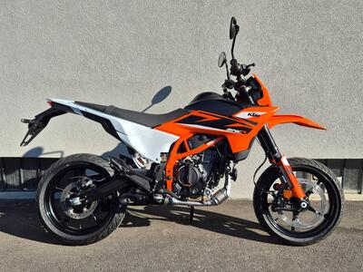 KTM 125 SMC R (2025 - 26) nuova