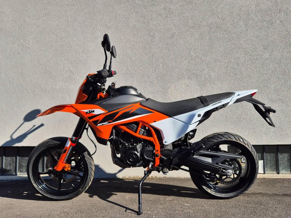 KTM 125 SMC R (2025 - 26) (5)