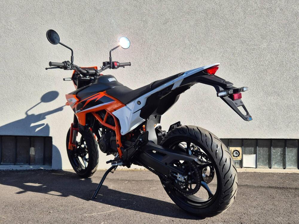 KTM 125 SMC R (2025 - 26) (6)