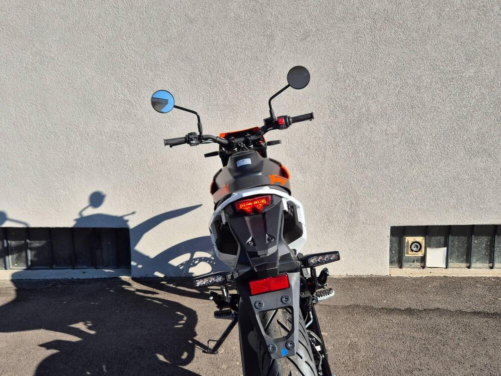 KTM 125 SMC R (2025 - 26) (7)