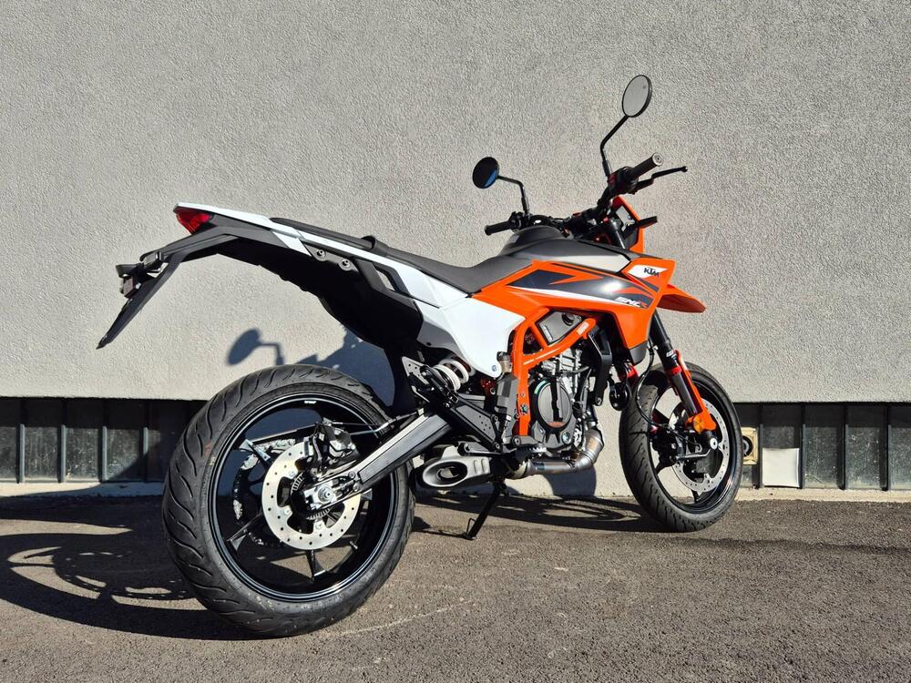 KTM 125 SMC R (2025 - 26) (8)