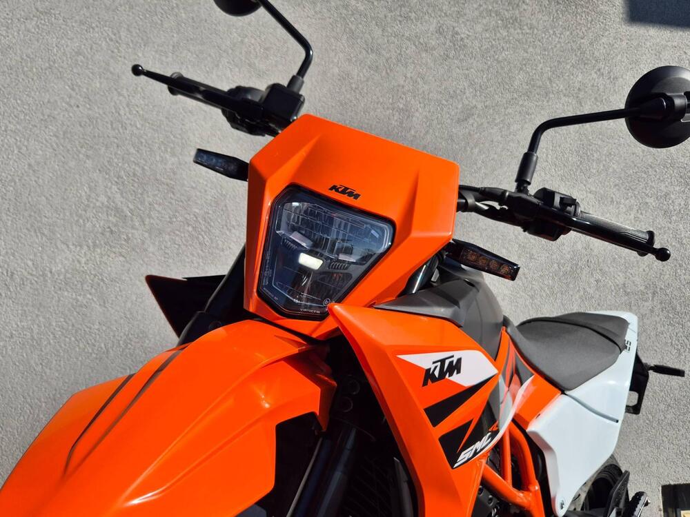 KTM 125 SMC R (2025 - 26) (10)