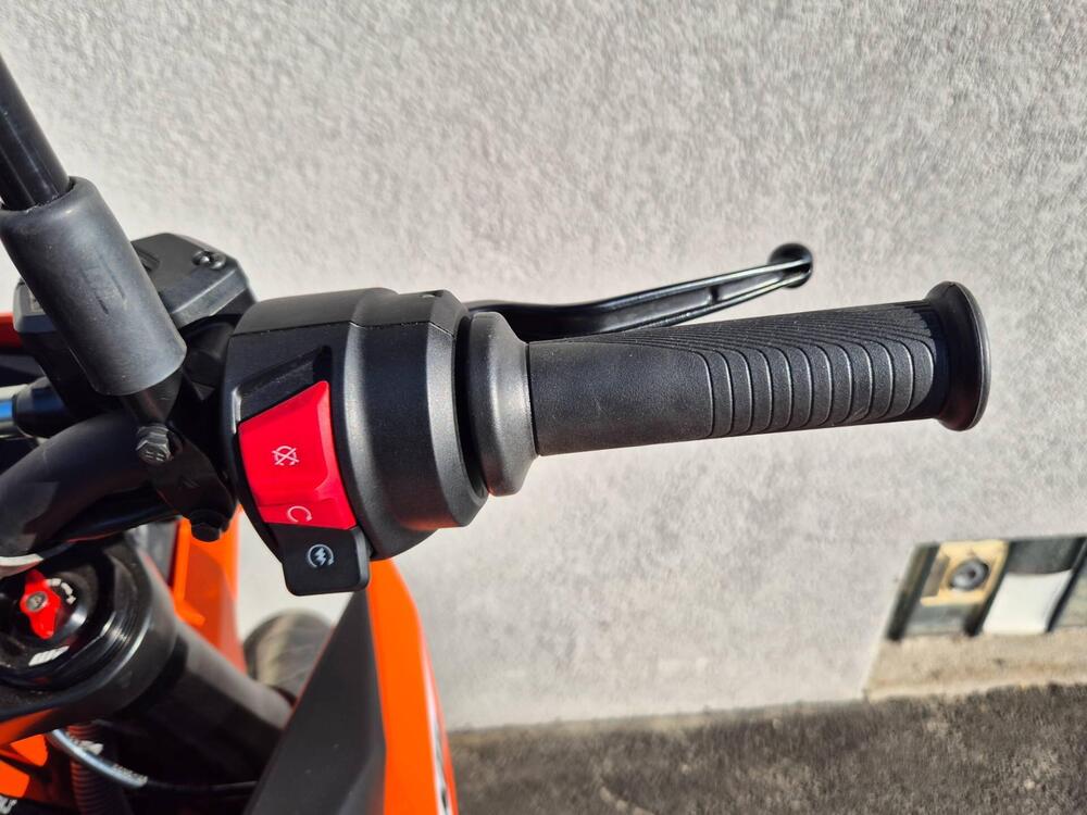 KTM 125 SMC R (2025 - 26) (16)