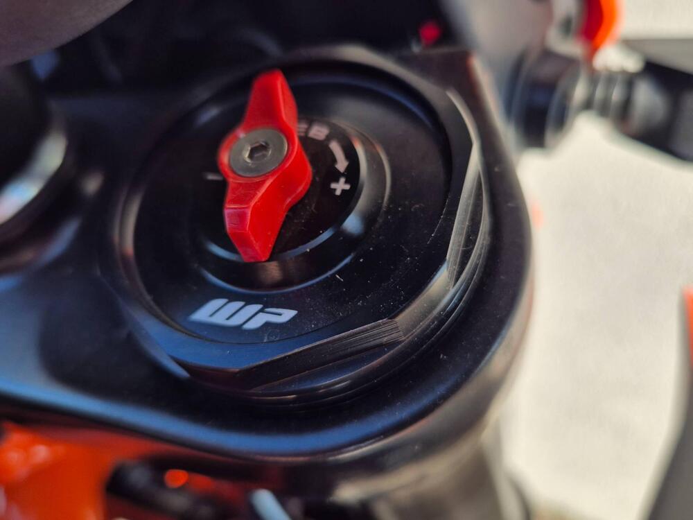 KTM 125 SMC R (2025 - 26) (17)