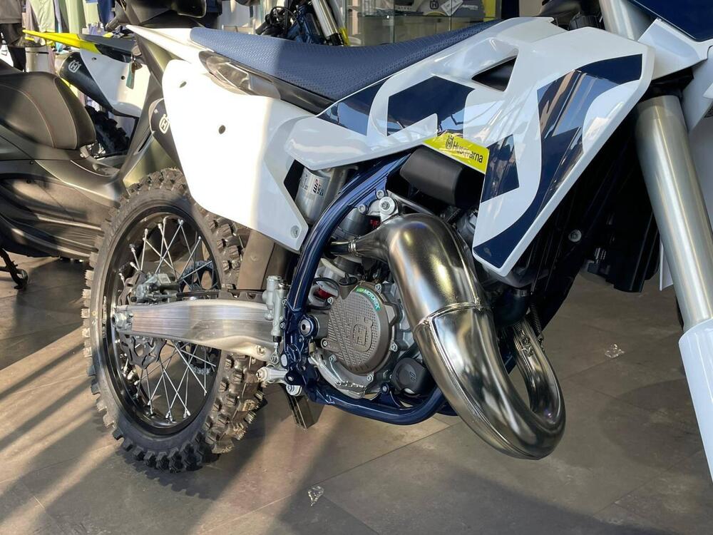 Husqvarna TC 125 (2026) (8)