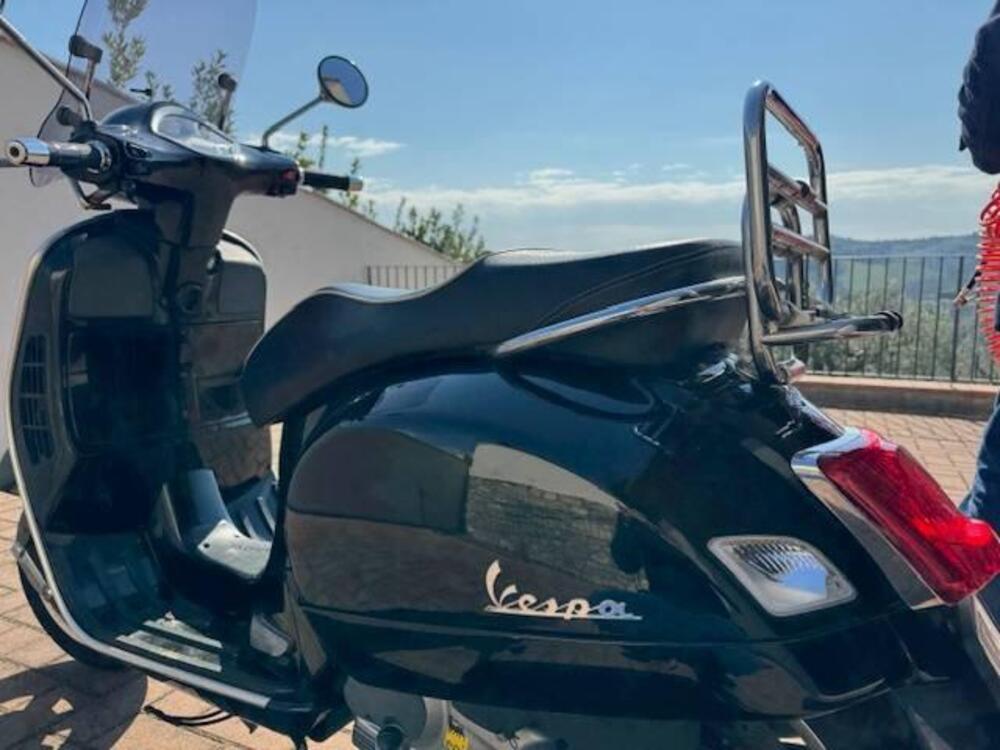 Vespa GTS 300 (2017 - 18)