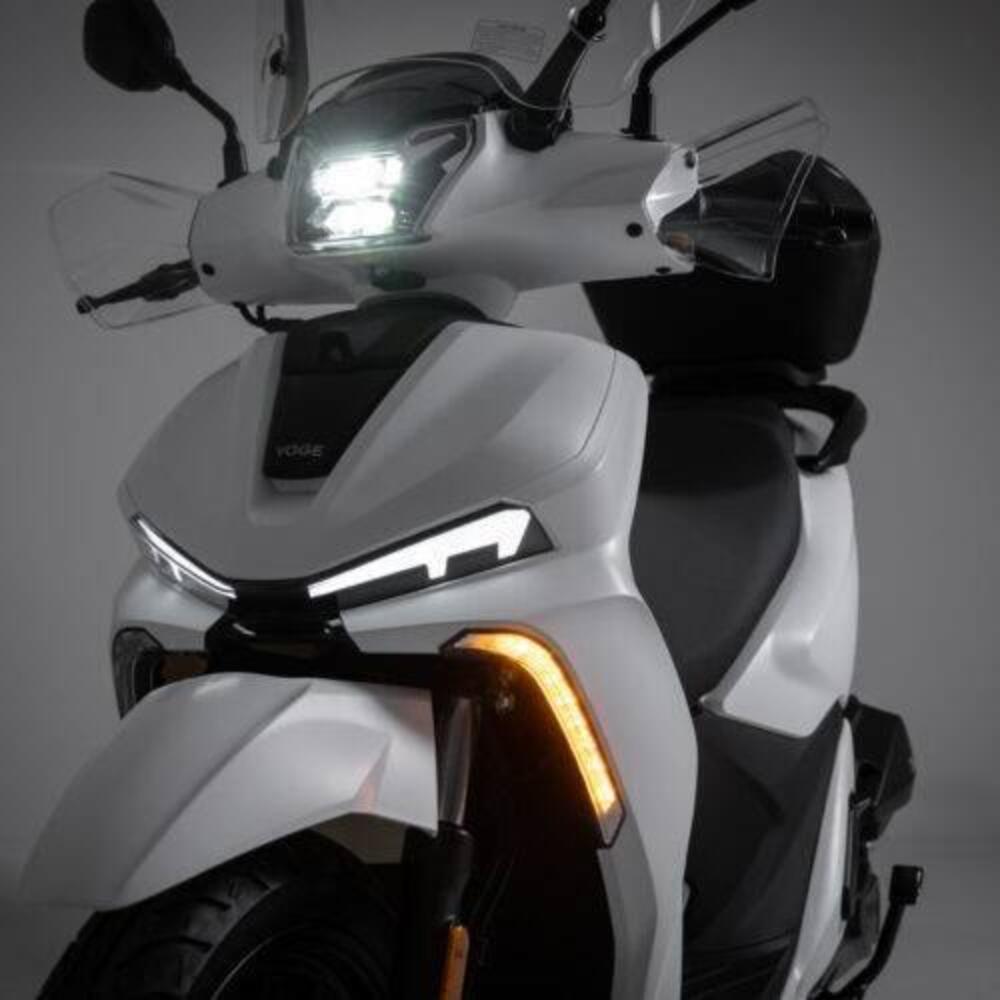 Voge Sfida SR16 125 (2025 - 26) (14)