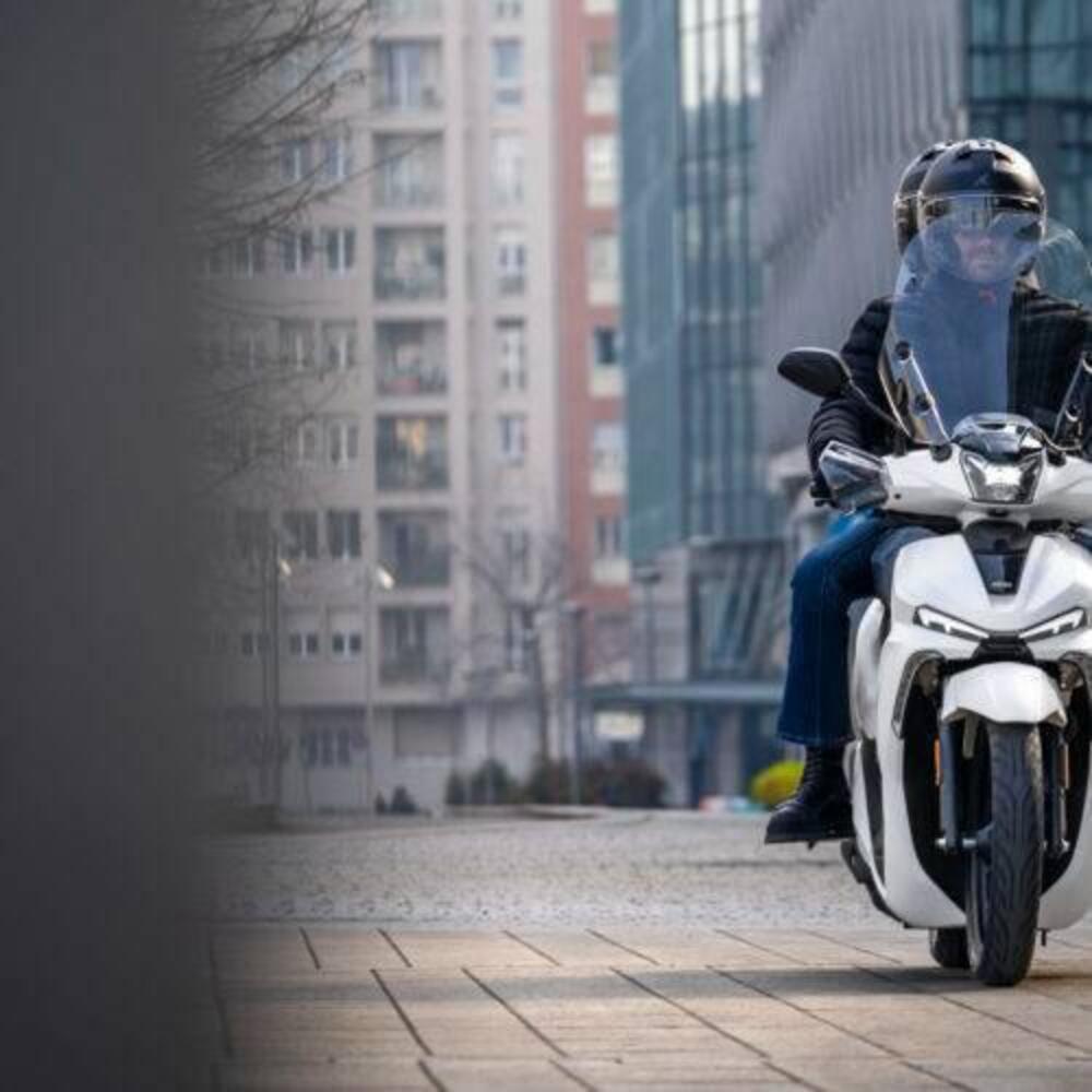 Voge Sfida SR16 125 (2025 - 26) (16)