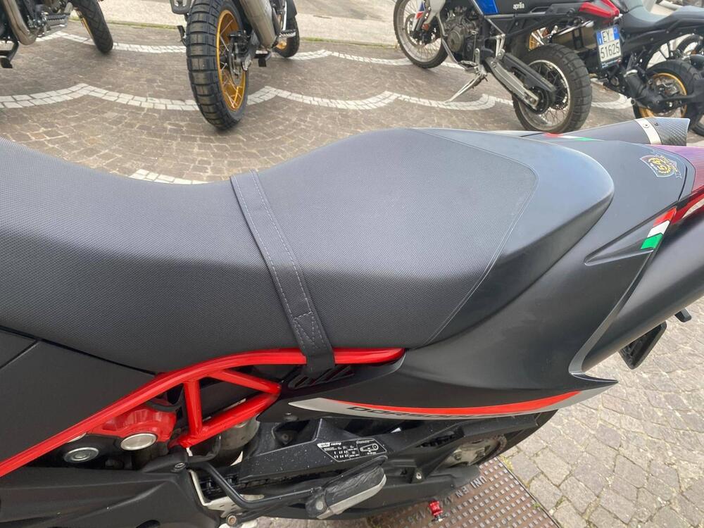 Aprilia Dorsoduro 900 (2017 - 20) (10)