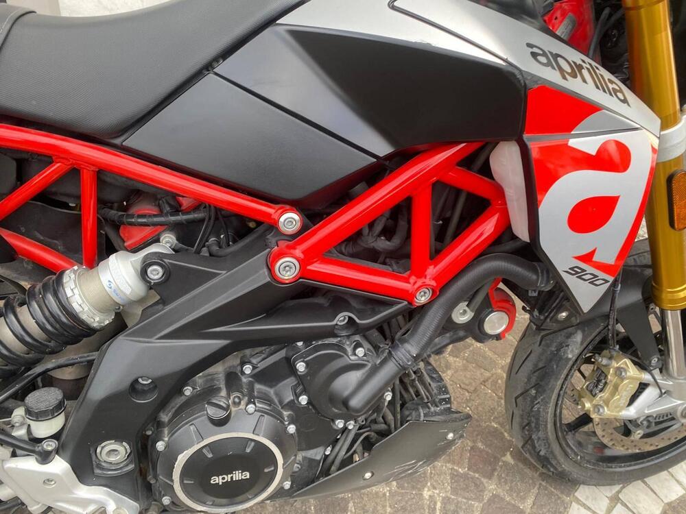 Aprilia Dorsoduro 900 (2017 - 20) (6)