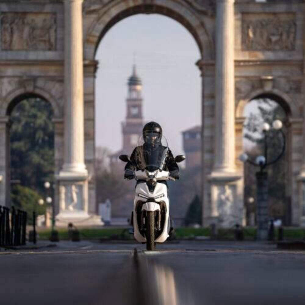 Voge Sfida SR16 200 (2025 - 26) (20)