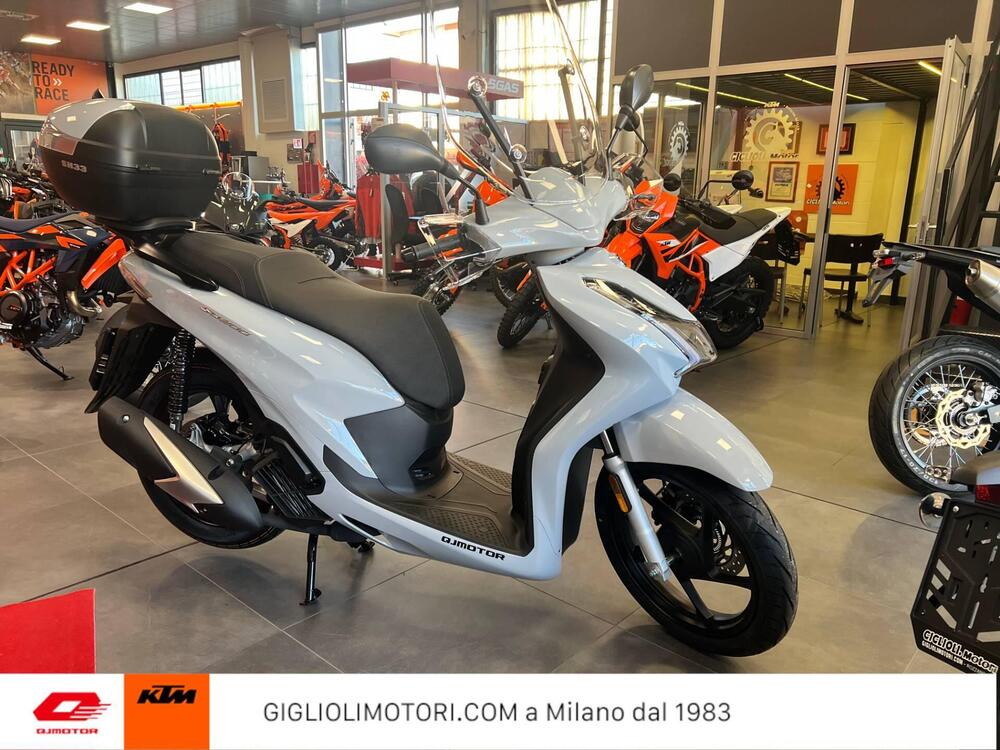 QJ Motor SQ 200 (2025 - 26)