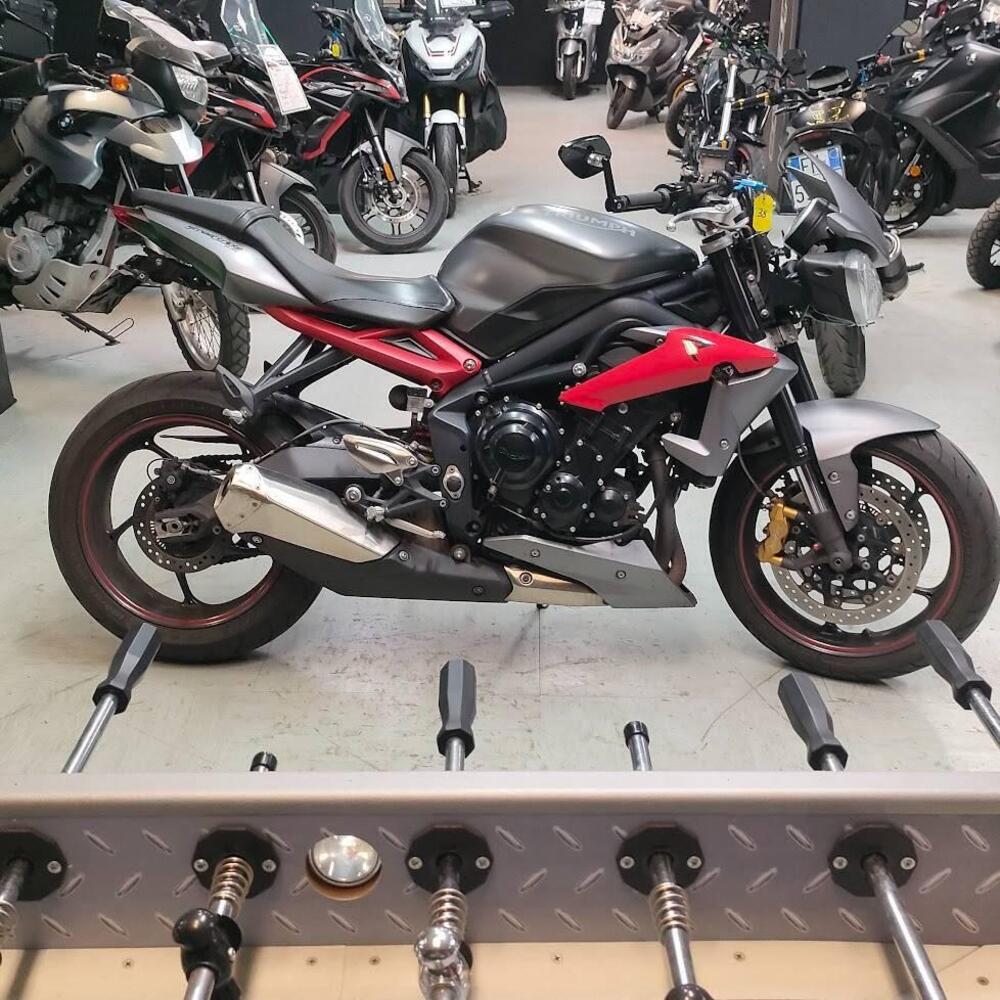 Triumph Street Triple R (2013 - 14) (3)