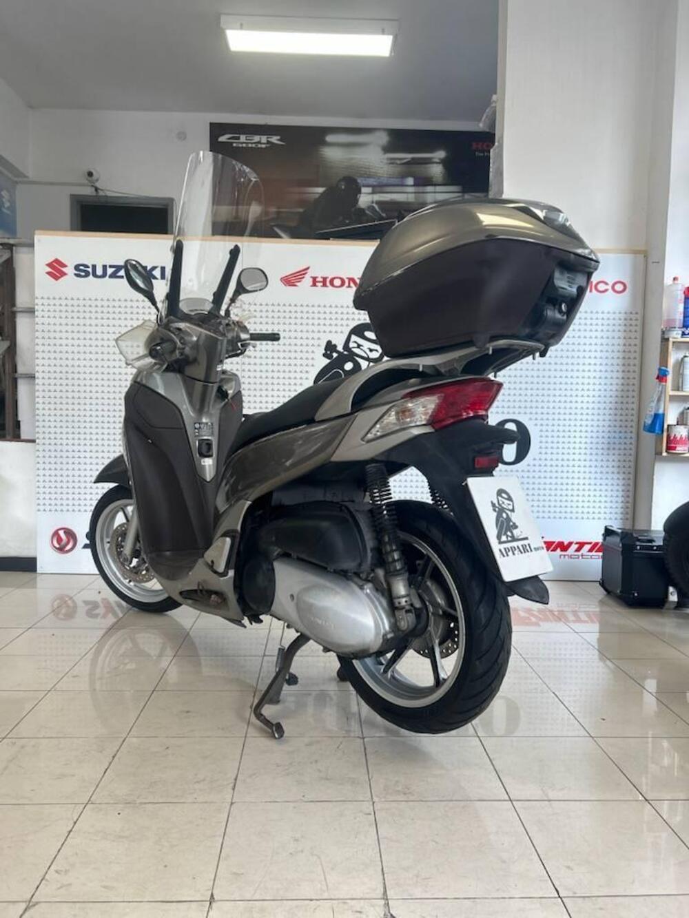 Honda SH 300 i (2011 - 14) (6)