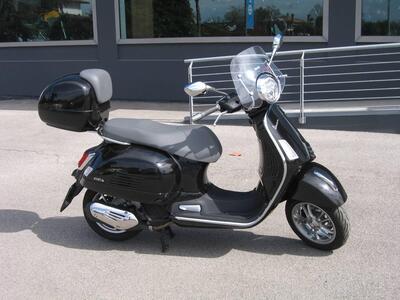 Vespa GTS 125 (2025 - 26) usata