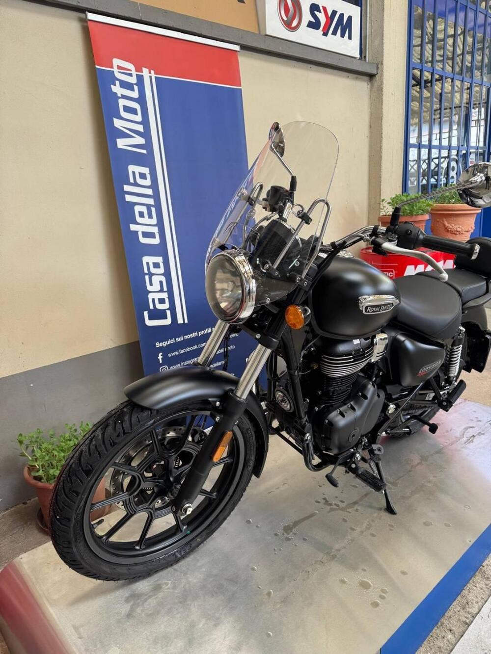 Royal Enfield Meteor 350 (2021 - 26) (11)