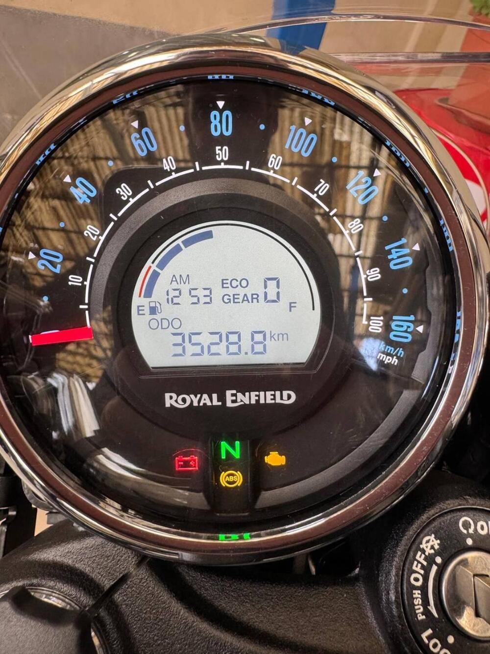 Royal Enfield Meteor 350 (2021 - 26) (14)